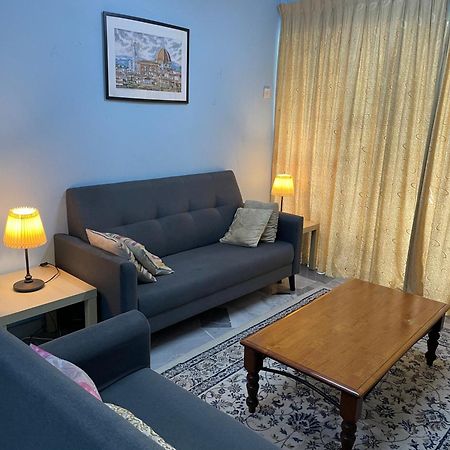 Subang Ville Ehsan Apartment Kampong Baharu Sungai Way ภายนอก รูปภาพ