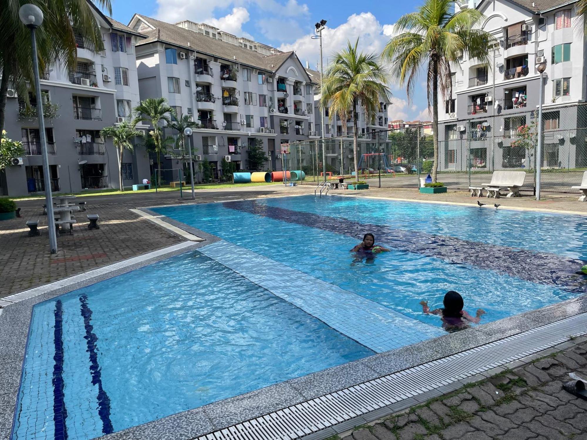 Subang Ville Ehsan Apartment Kampong Baharu Sungai Way ภายนอก รูปภาพ